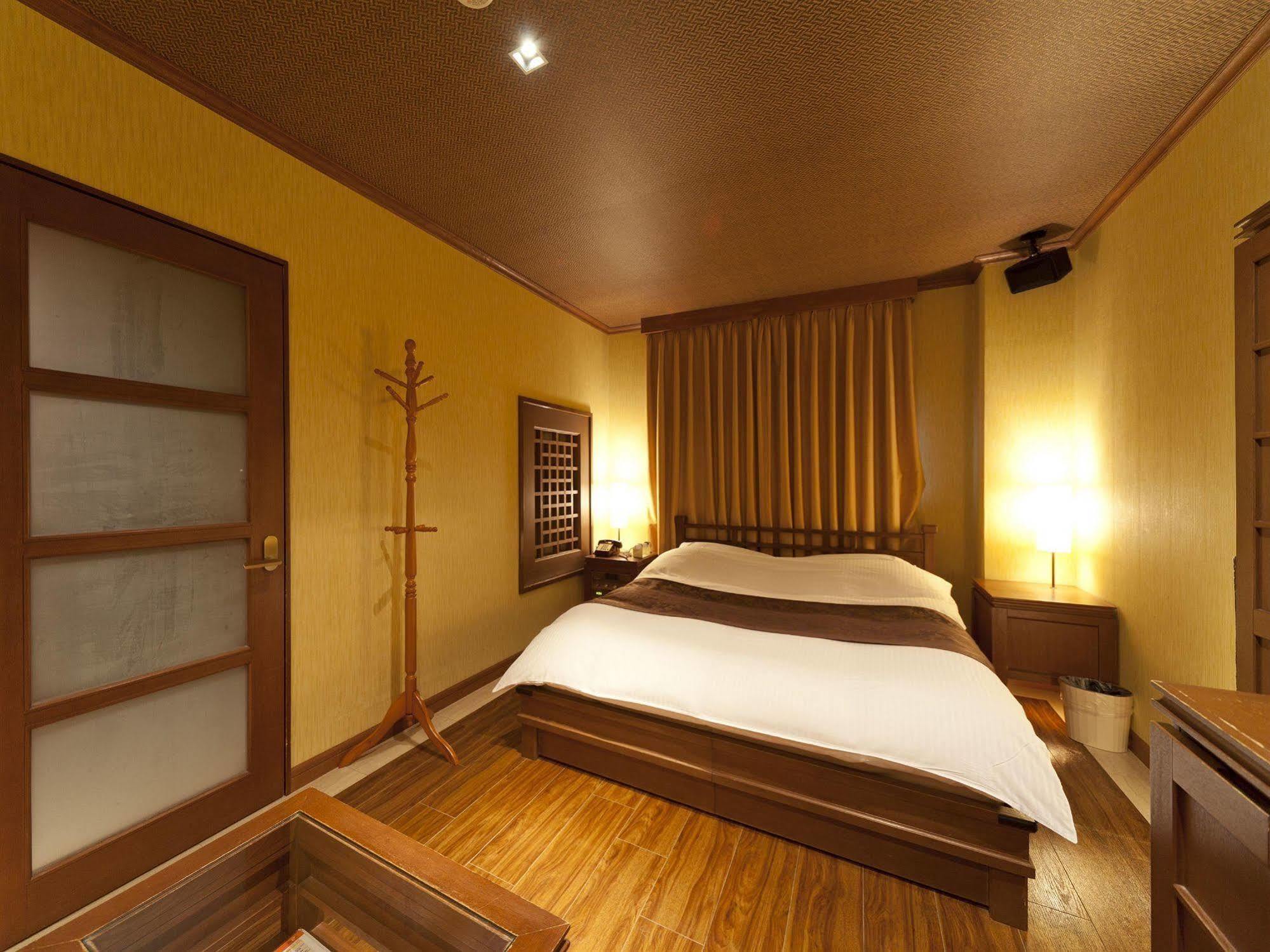 Hotel Grand Fine Kyoto Okazaki Heian Jingu Shrine (Adults Only) Екстер'єр фото